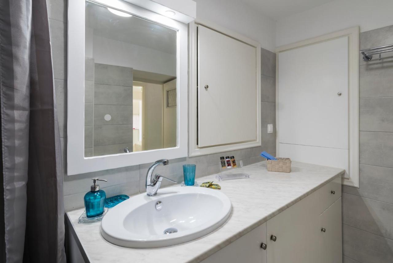 Kourita Garden Apartment With Sea View Near To The Port Of Milos アダマス エクステリア 写真